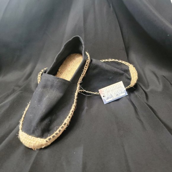 JUTE ESPADRILLES MADE IN SPAIN, EUROPEAN SIZE 36 EQUIVALENT TO 3 1/2 IN THE U.S - Picture 3 of 8